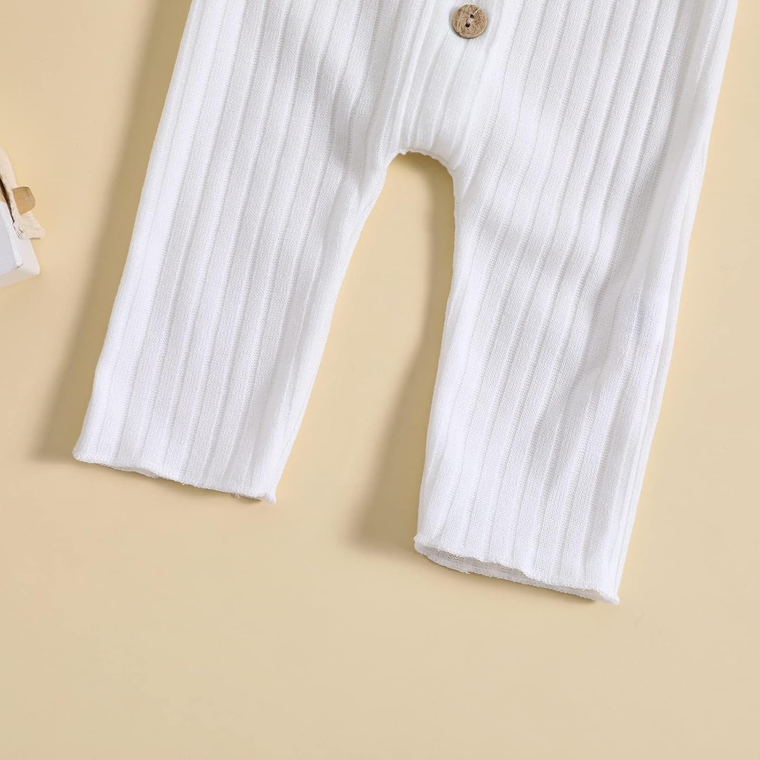 Lovely Solid Color Baby Long Sleeve Jumpsuit Baby Girl Bodysuit